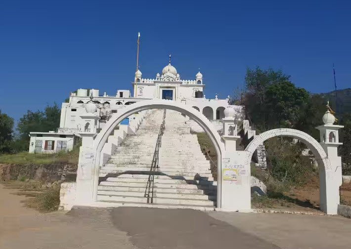 Gurdwara Guru Ka Lahore, Bilaspur (HP), Himachal Pradesh - Vushii.com Gurdwara Guru Ka Lahore, Bilaspur (HP), Himachal Pradesh - Vushii.com